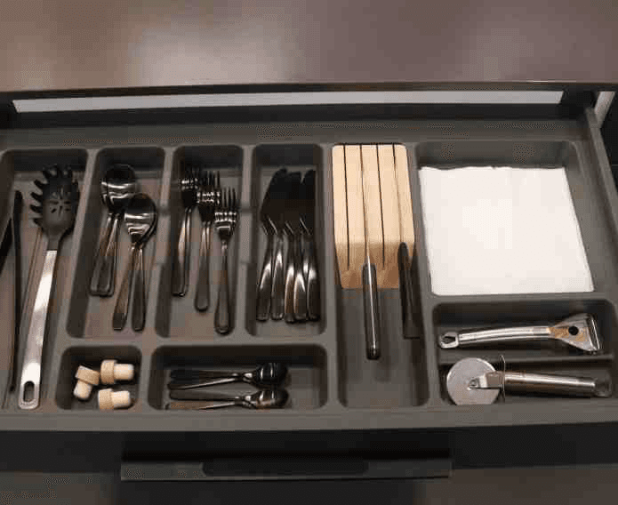 Cutlery Organizer